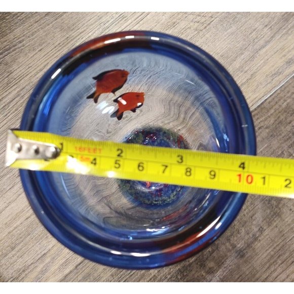 Vtg Murano? Cylinder Art Glass Ocean Fishes Vase Decor Cobalt Blue Rim 7x4" - Picture 9 of 10